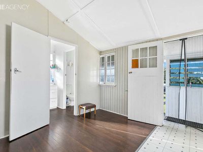 142 Cypress Street, Urangan