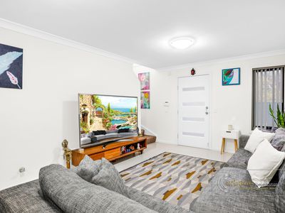 2 / 33 Saddington Street, St Marys