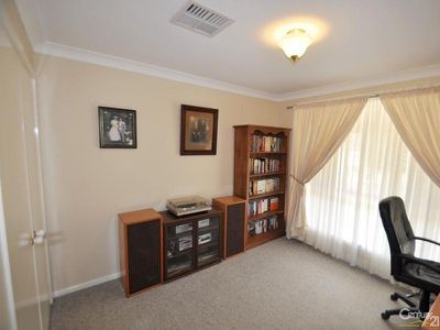 25R Debeaufort Drive, Dubbo