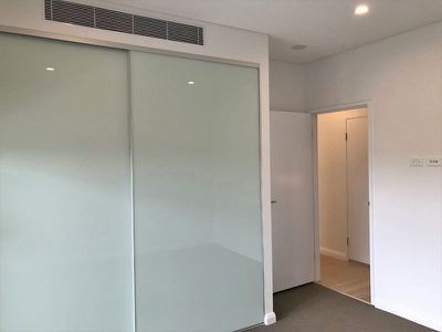 412 / 5 Maple Tree Road, Westmead