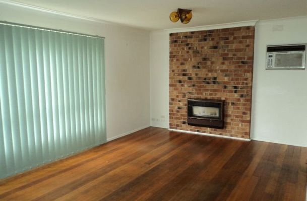 51 Wattleglen Street, Craigieburn
