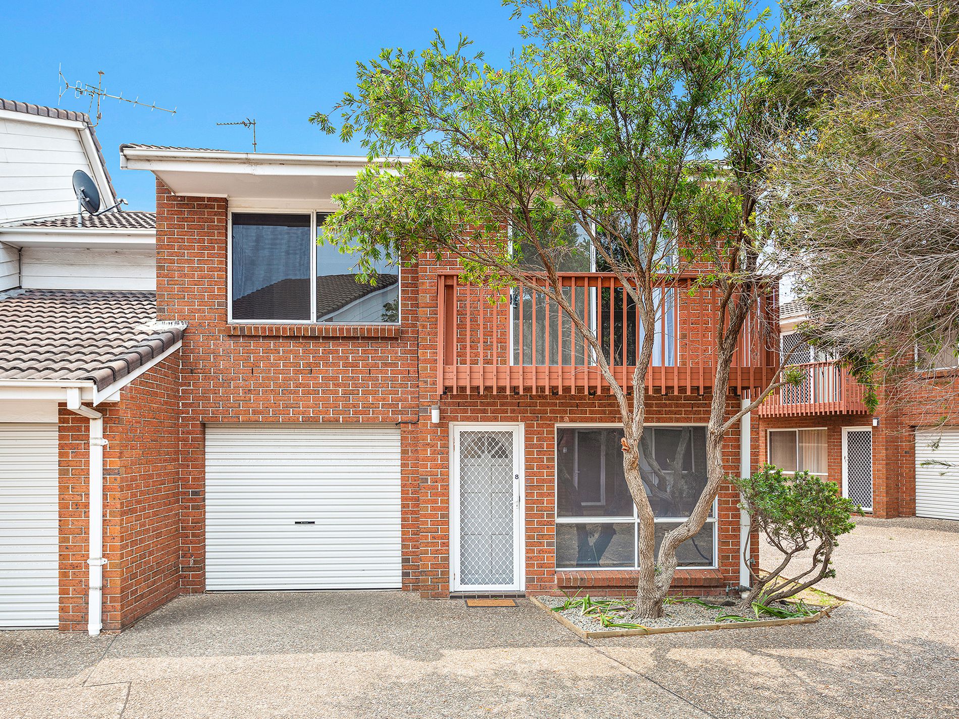 8 / 5 Commerce Drive, Lake Illawarra