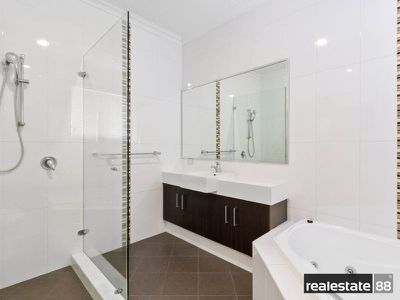26A Fairway West, Yokine