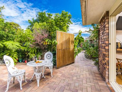 32 Narooma Drive, Ocean Shores