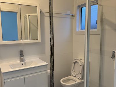 9A The Esplanade, Guildford