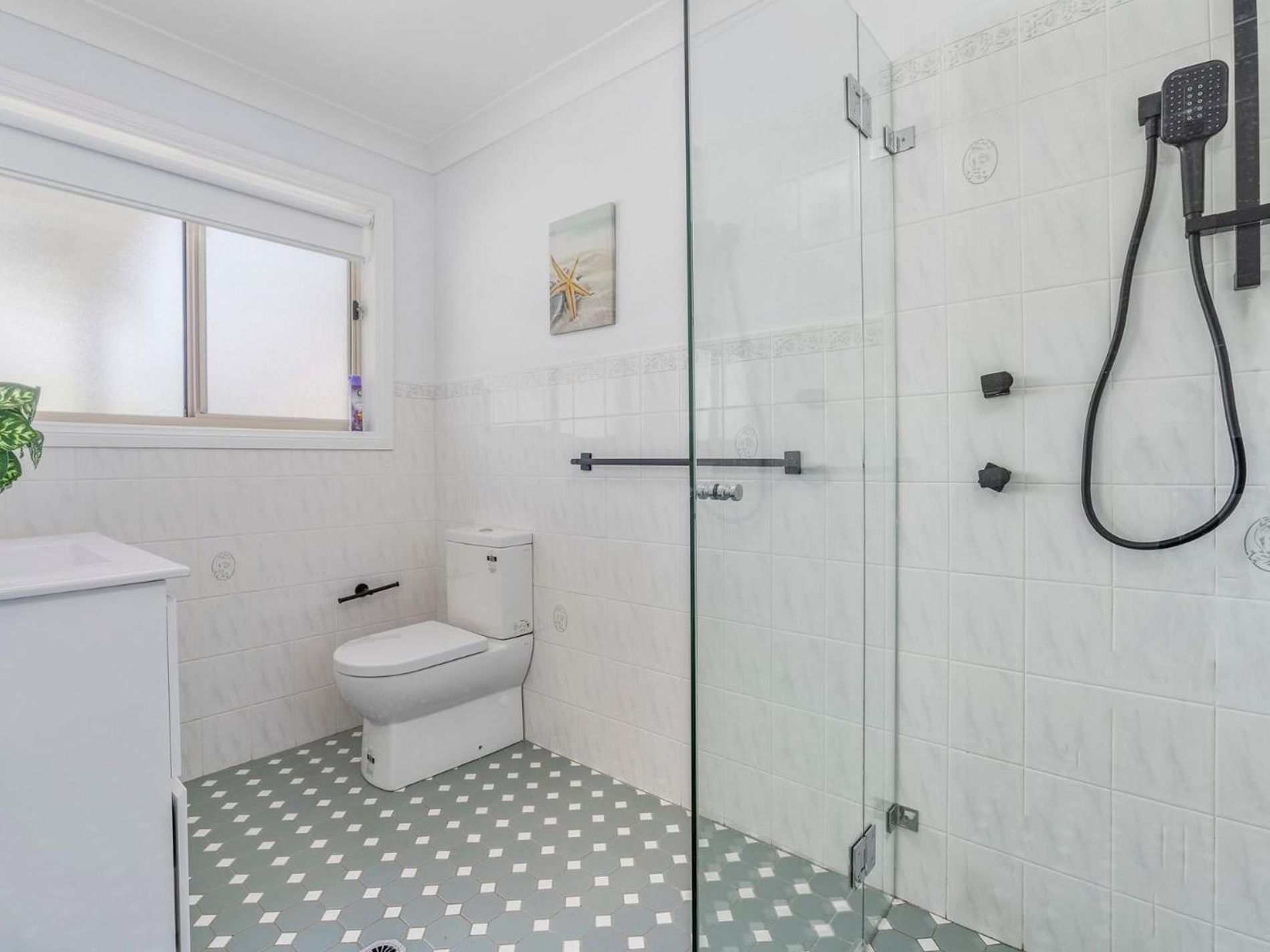 2 Irwin Place , Vincentia