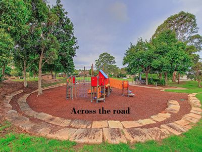 17 Barwin Street, Wakerley