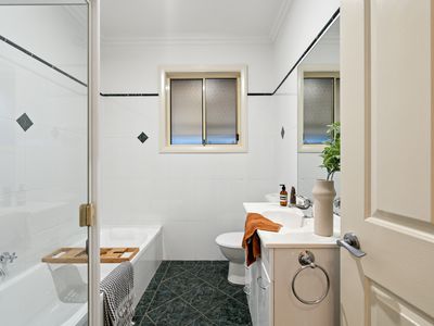 49 Stuart Road, South Plympton