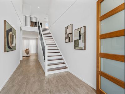 2 Primrose Parade, Wynnum West
