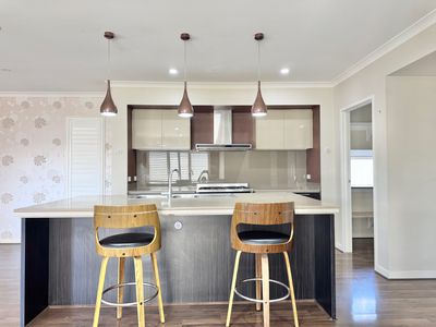 17 Lancewood Road, Manor Lakes