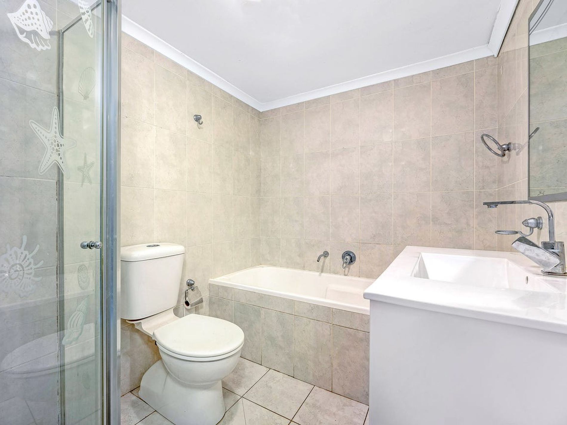 16 / 7 Cross Street, Bankstown