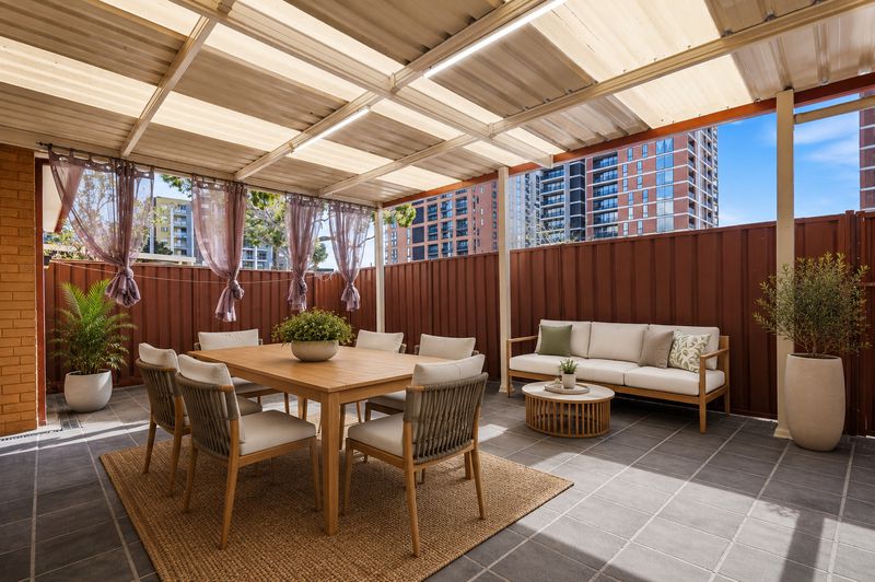 11 / 6 Addlestone Road, Merrylands