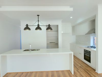 7 Sheniz Avenue, Fraser Rise