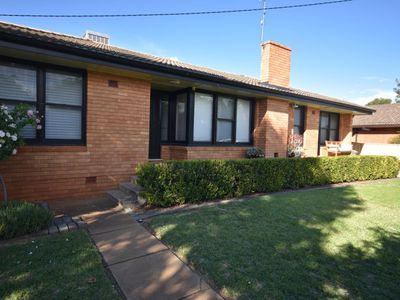 135 Bultje St, Dubbo