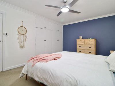 11 Seagate Street , Safety Bay