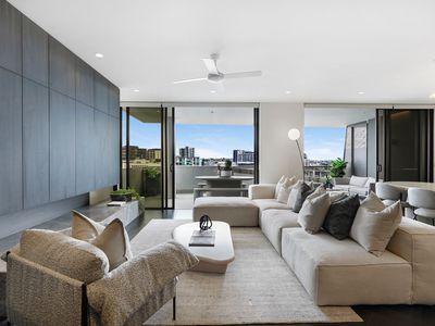 1701 / 7 Chester Street, Newstead