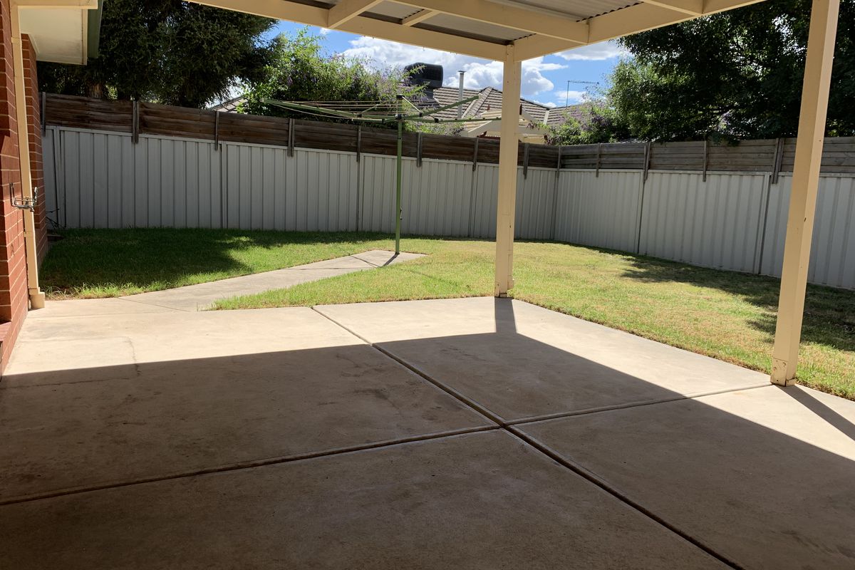 3 Oakmont Circuit, Wodonga Rise Real Estate