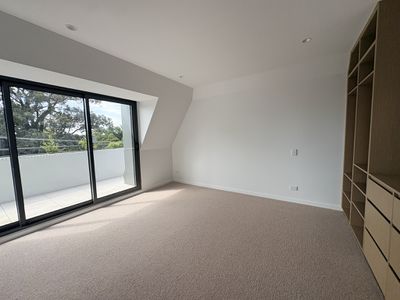 1 / 111 Carpenter Street, Brighton