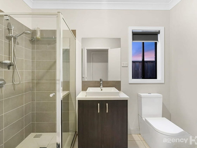 18 Higgins Street, Fraser Rise