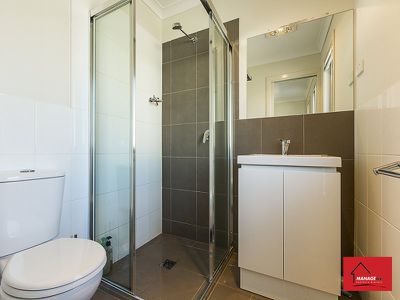 8 / 2 Belconnen Way, Page