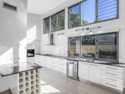 11 Lagoon Court, Murrumba Downs
