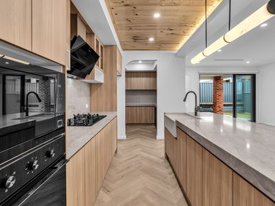 56 Hutchinson Drive, Lucas