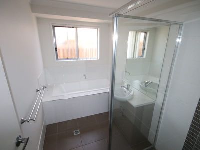 2 Dawes Crescent, Urraween