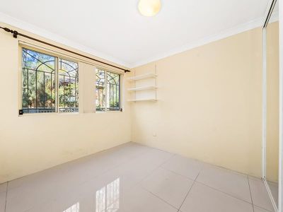 4 / 12-14 Dellwood Street , Bankstown