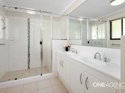 4 Sunny St, Doolandella