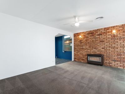 13 Glomar Grove, Sale