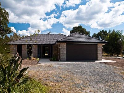 11 Honey Gem Place, Cooroibah
