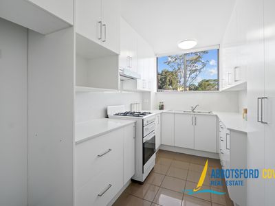 32 / 7 Bortfield Drive, Chiswick