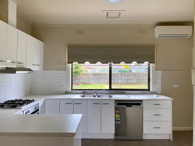 14 Hodge Street, Werribee