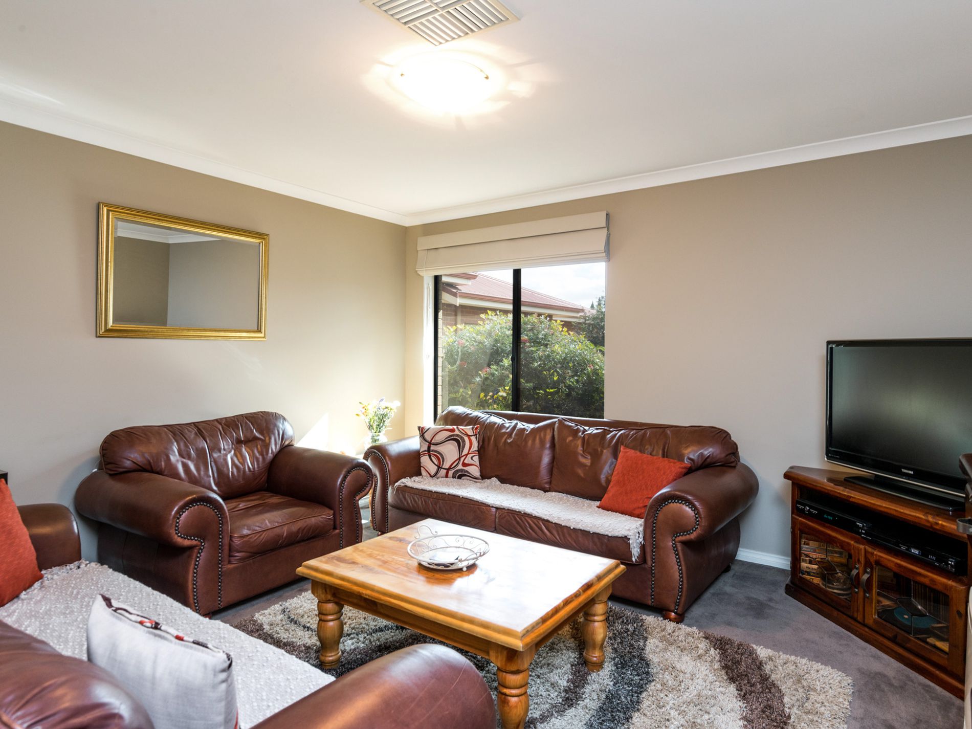 31A Longmore Parade, Broadwood
