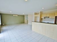 102 / 1 Sauvignon Parade, Upper Coomera