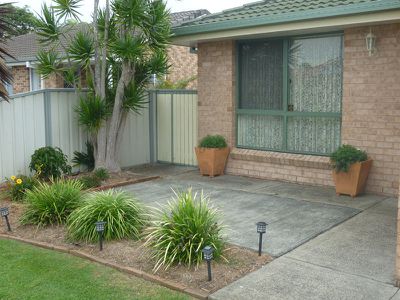 19 Eyre Crescent, Forster