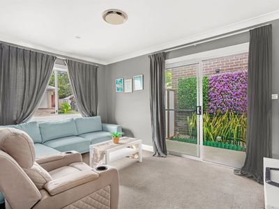 6 Chusan Place, Forster