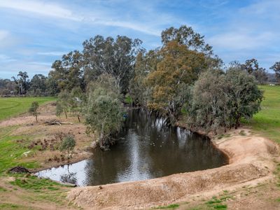2271 Snow Road, Markwood