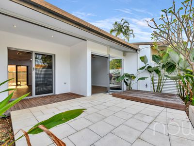 10 / 10 Grassland Crescent, Leanyer