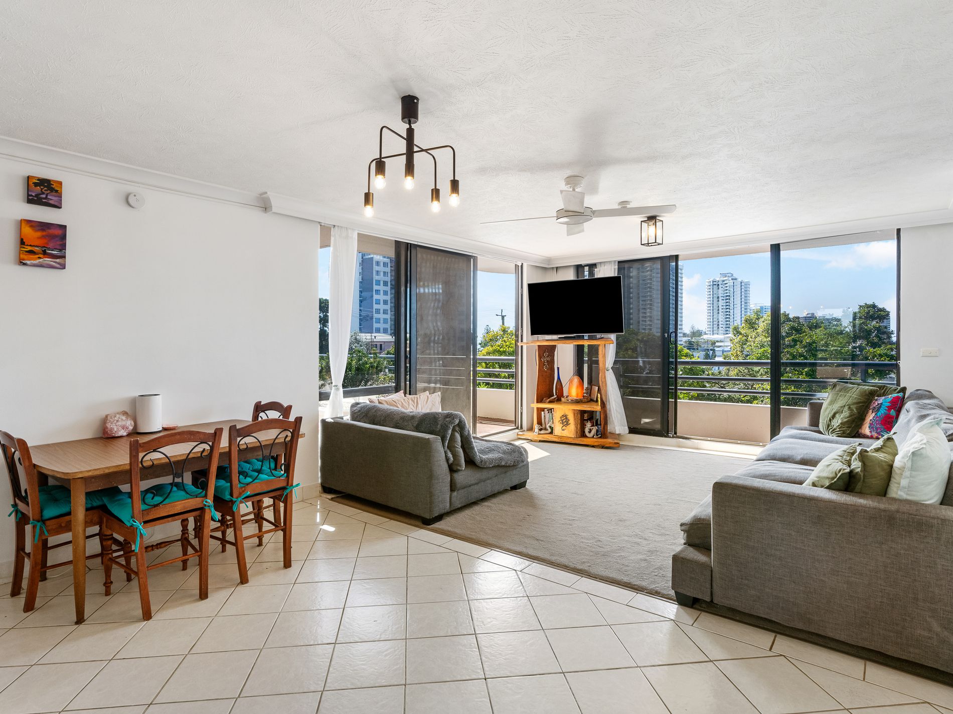 2 / 23 Garrick Street, Coolangatta