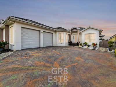 4 The Oaks, Narre Warren