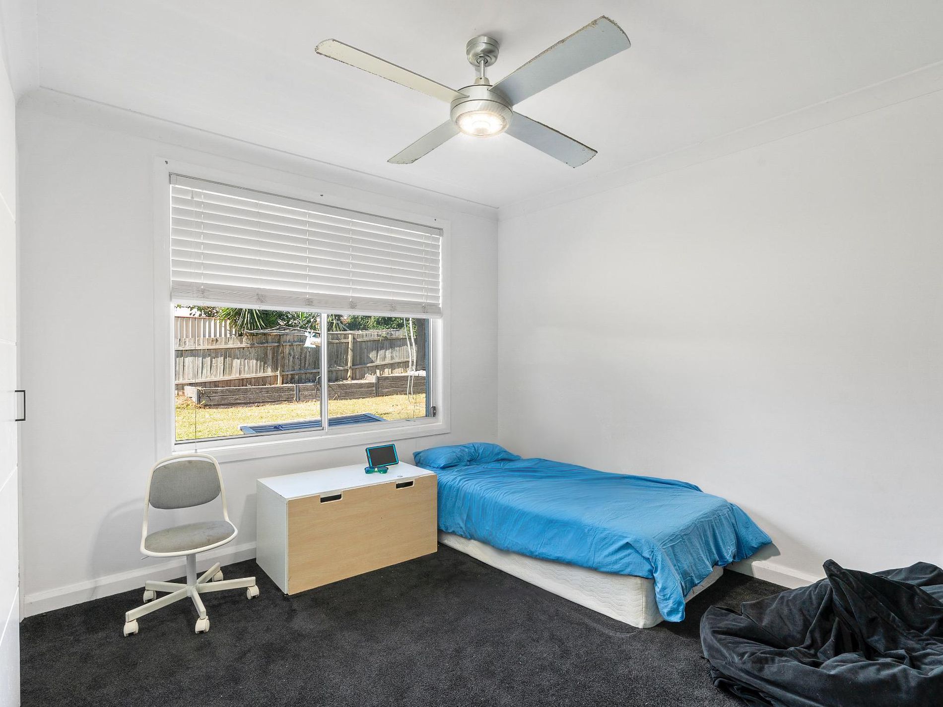 24 Peppermint Drive, Worrigee