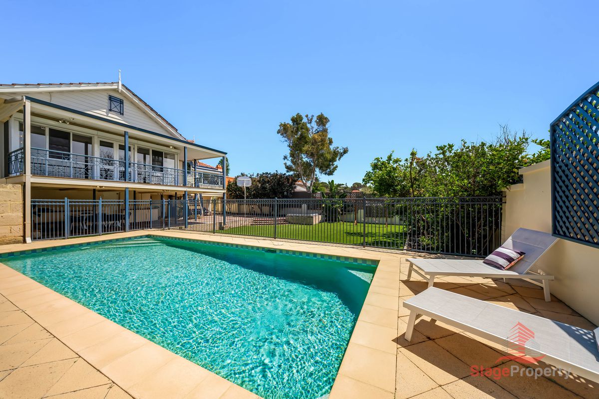 10 Cliff Road, Claremont