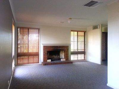 4 Cassab Court, Trott Park