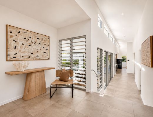 Private Resort-Style Living in the Heart of Old Tewantin image 4