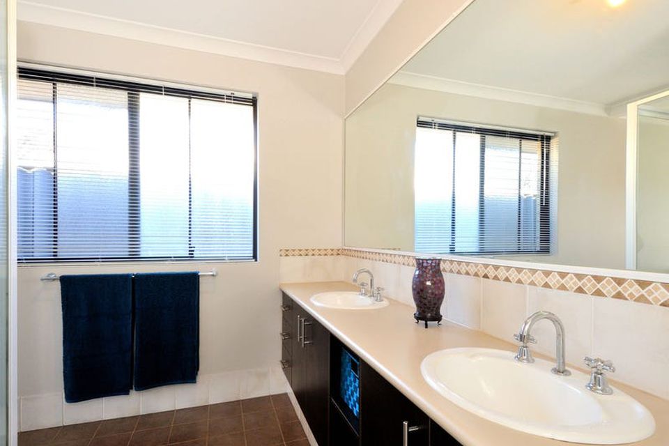 15 Conostylis Parade , Baldivis