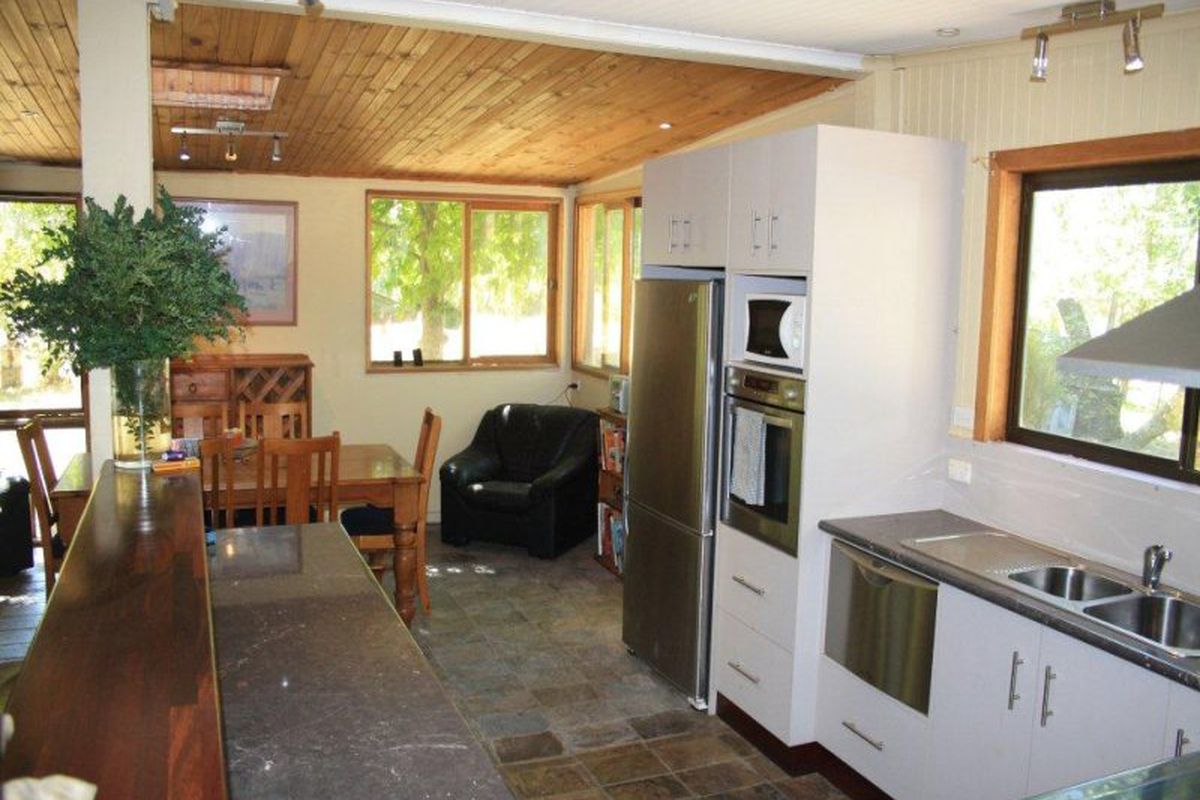 534 Dry Creek Road, Bonnie Doon