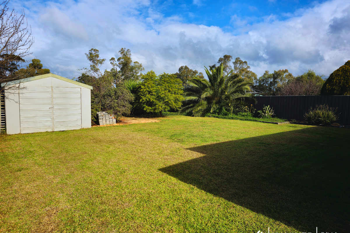12 Blamey Road, Stanhope