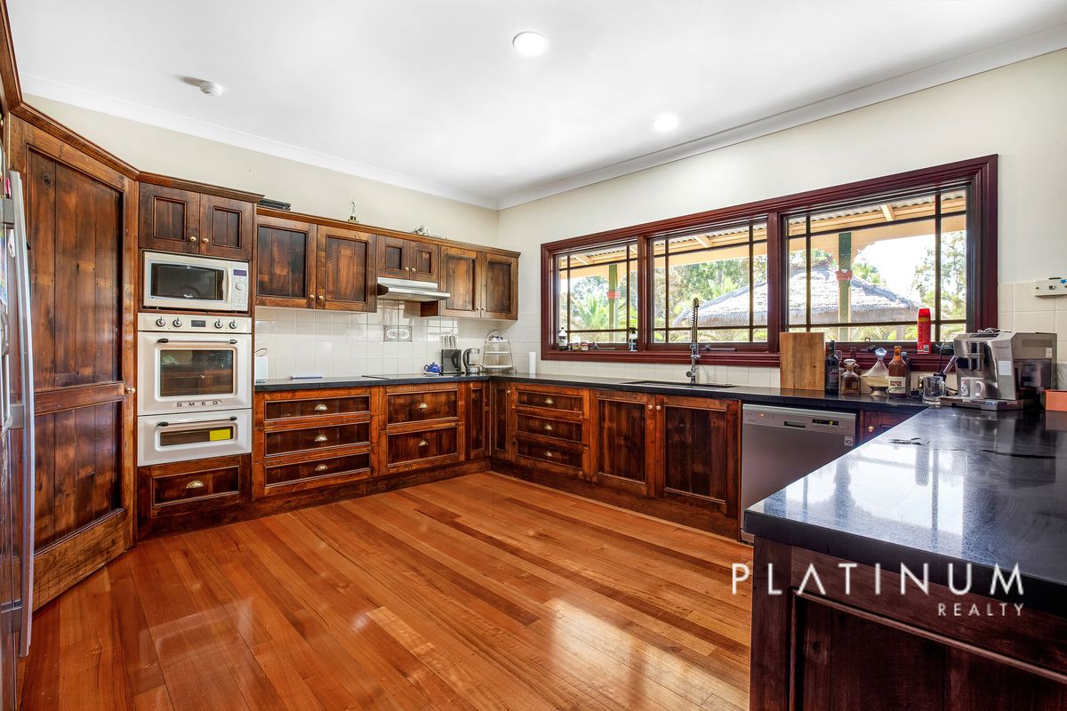 57 Rivertree Avenue, Helensvale
