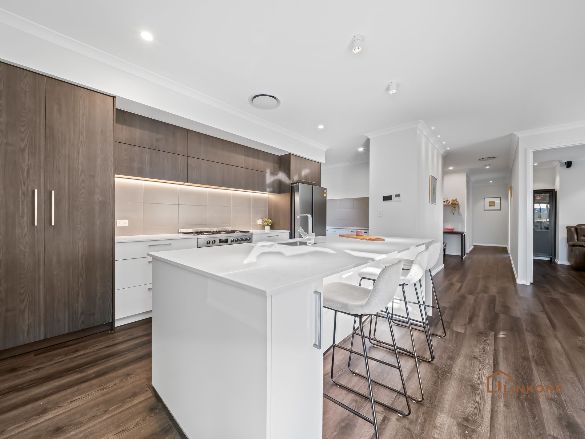 28 Arrowsmith Loop, South Guildford